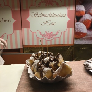 Delicious Schmalzkuchen.